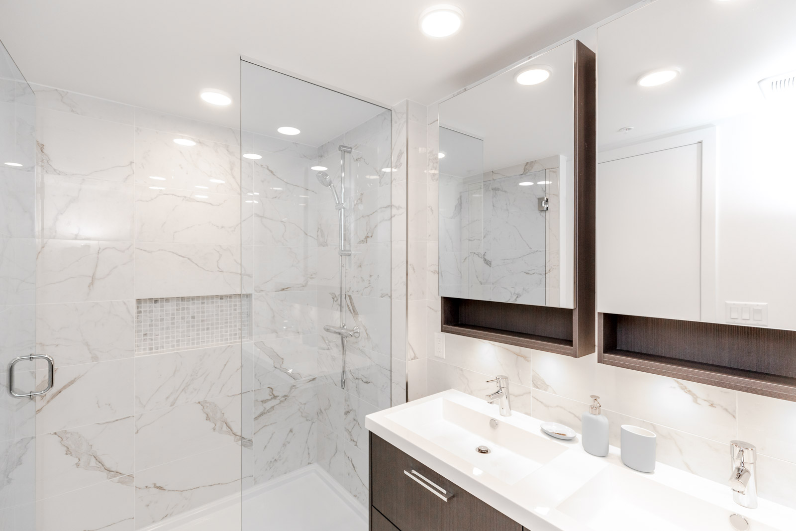 White Marbel Bathroom in 2-Bedroom Furnished Richmond Condo