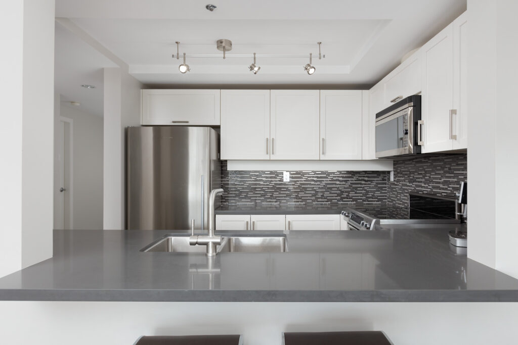 kitchen with high end appliances in property managed by Birds Nest Properties