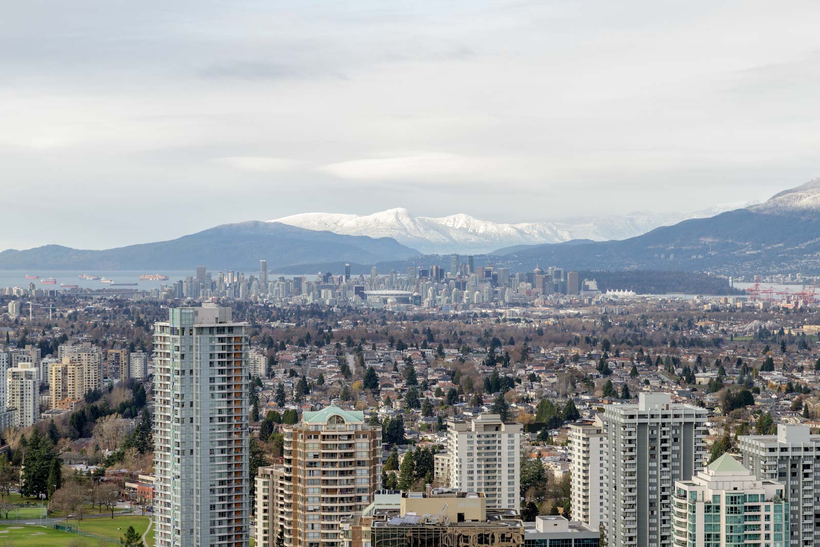 view from balcony in an upscale in Burnaby's Metrotown neighbourhood